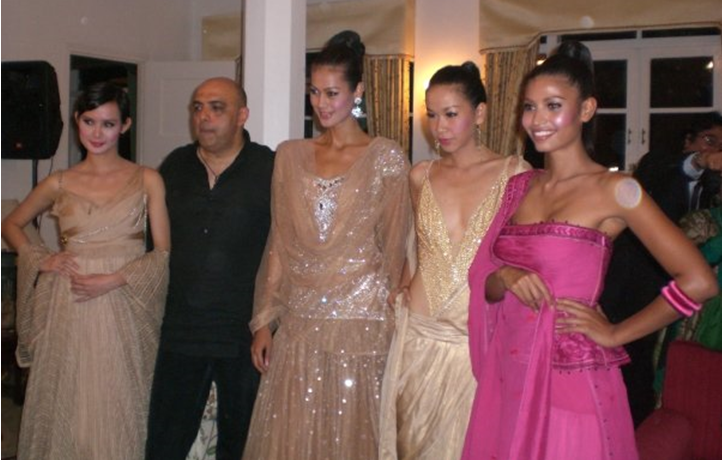 Tarun Tahliani with the Models